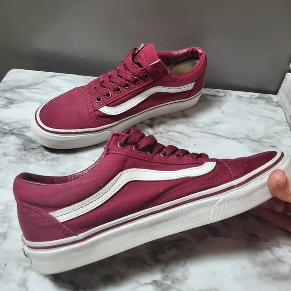 Vans low top euro 41 unisex . Maroon red - Picture 2 of 6